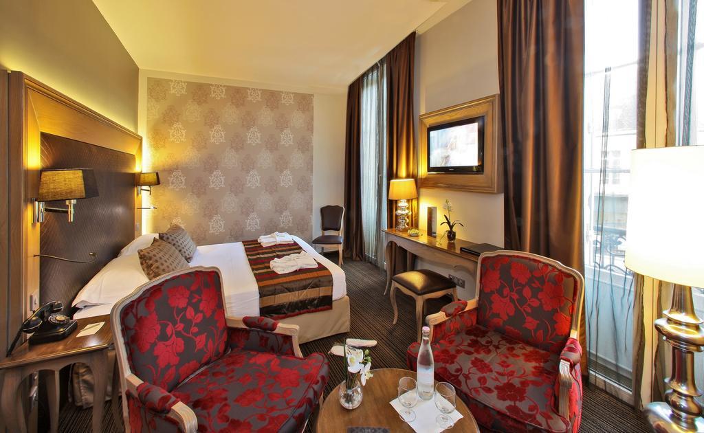 Plaza Madeleine & Spa Sarlat-la-Caneda Room photo